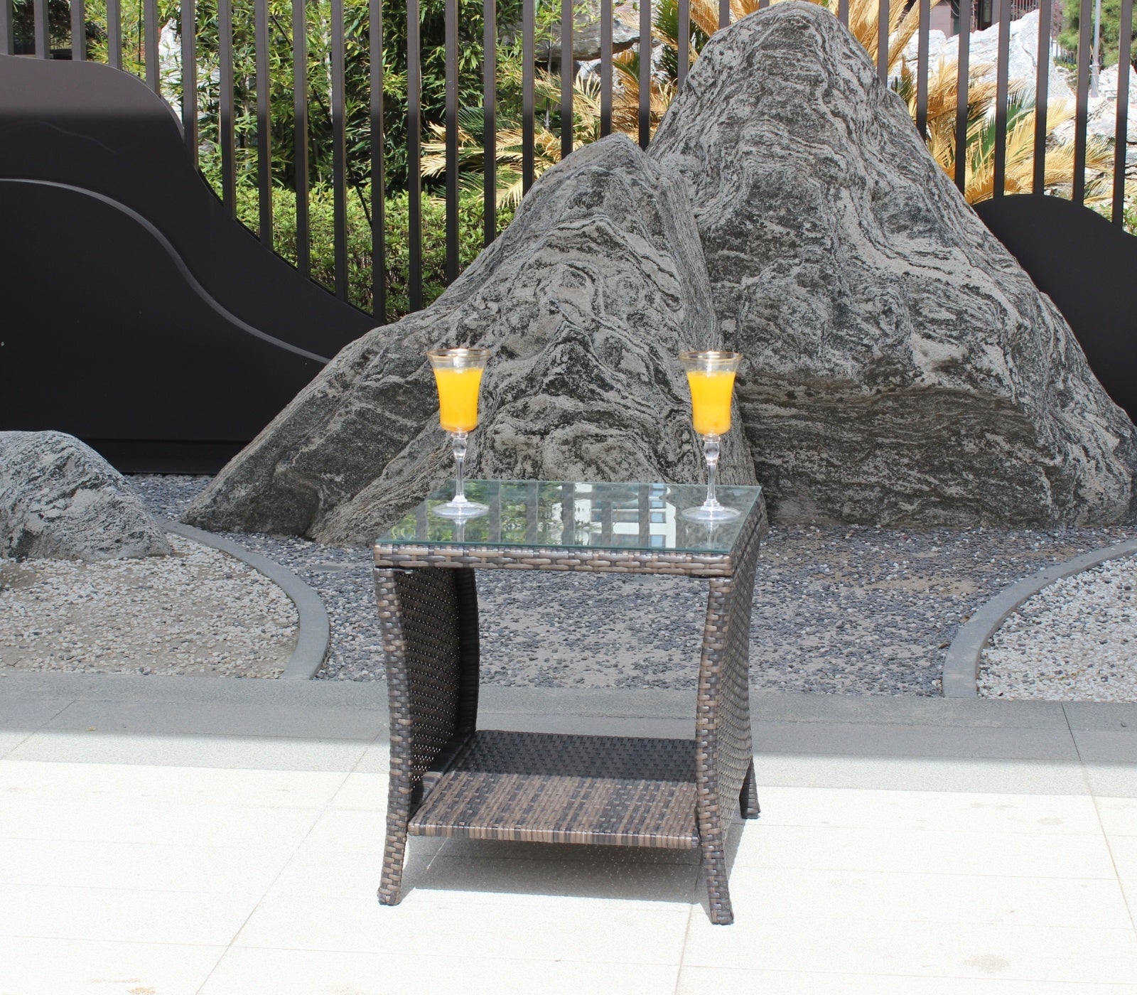 Outdoor Patio Furniture 1 Coffee Table With Clear Tempered Glass