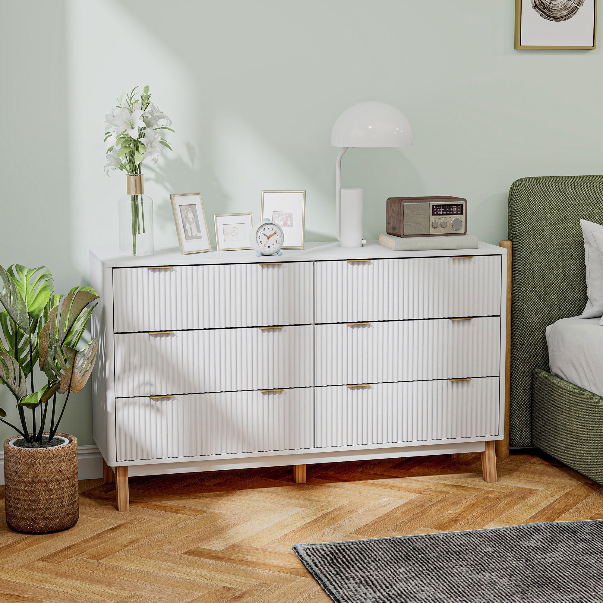 6 Drawer Double Dresser For Bedroom, Fluted Chest Of Drawers With Gold Finger Pulls And 5 Wood Legs, White